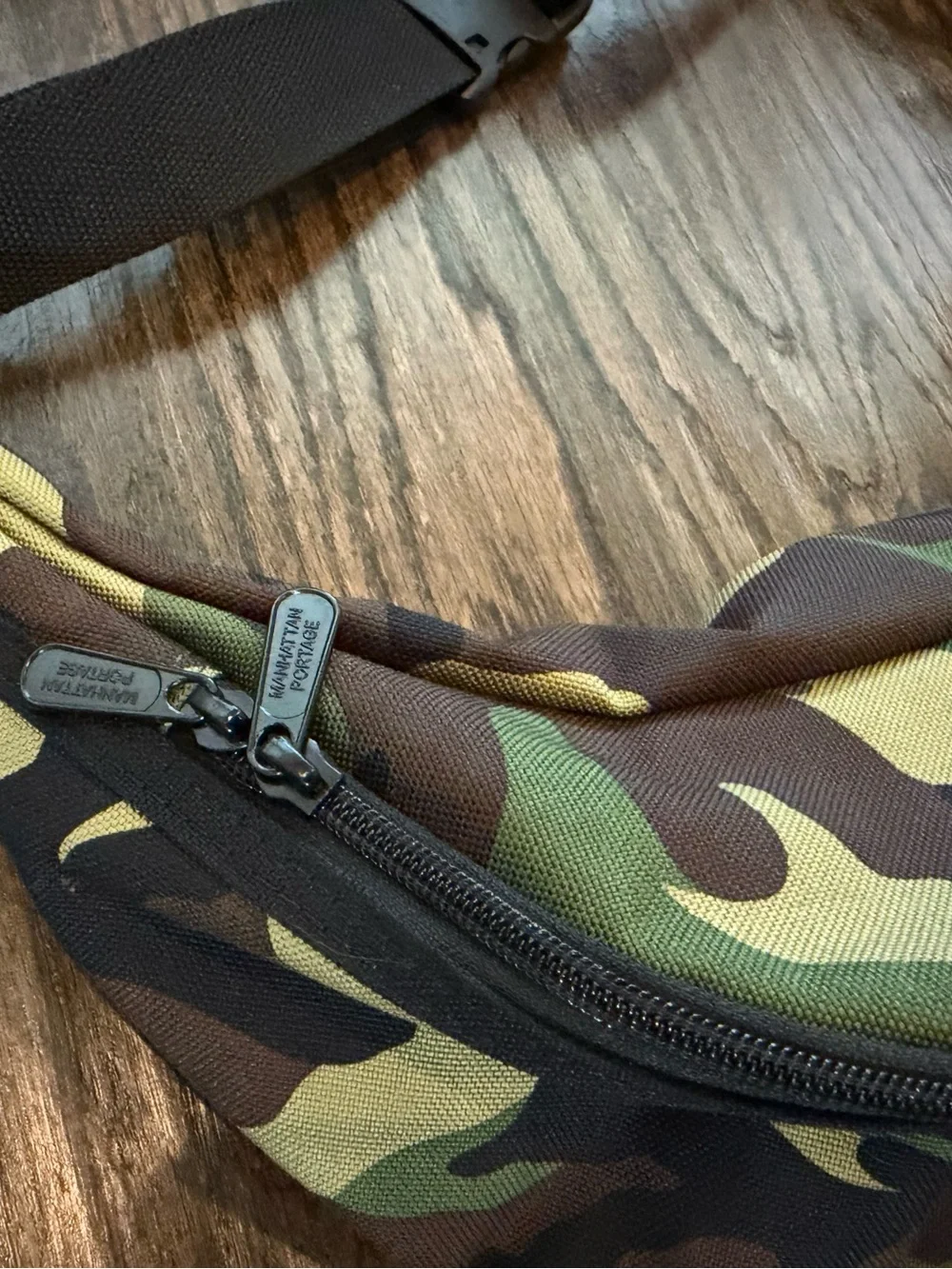 Manhattan Portage Camo Crossbody Waist Pack Green Camouflage